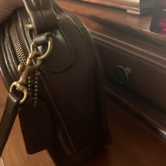 Coach lunchbox bag in good condition - Picture 8 of 16